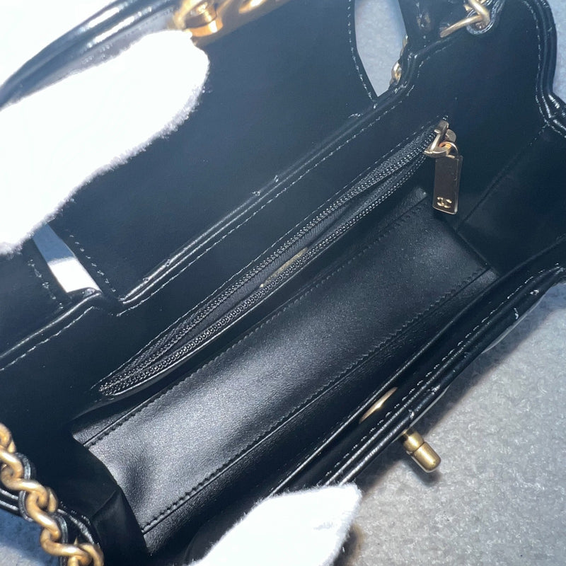 Chanel Mini / Small Kelly Bag in 25C Black Shiny Distressed Calfskin and AGHW