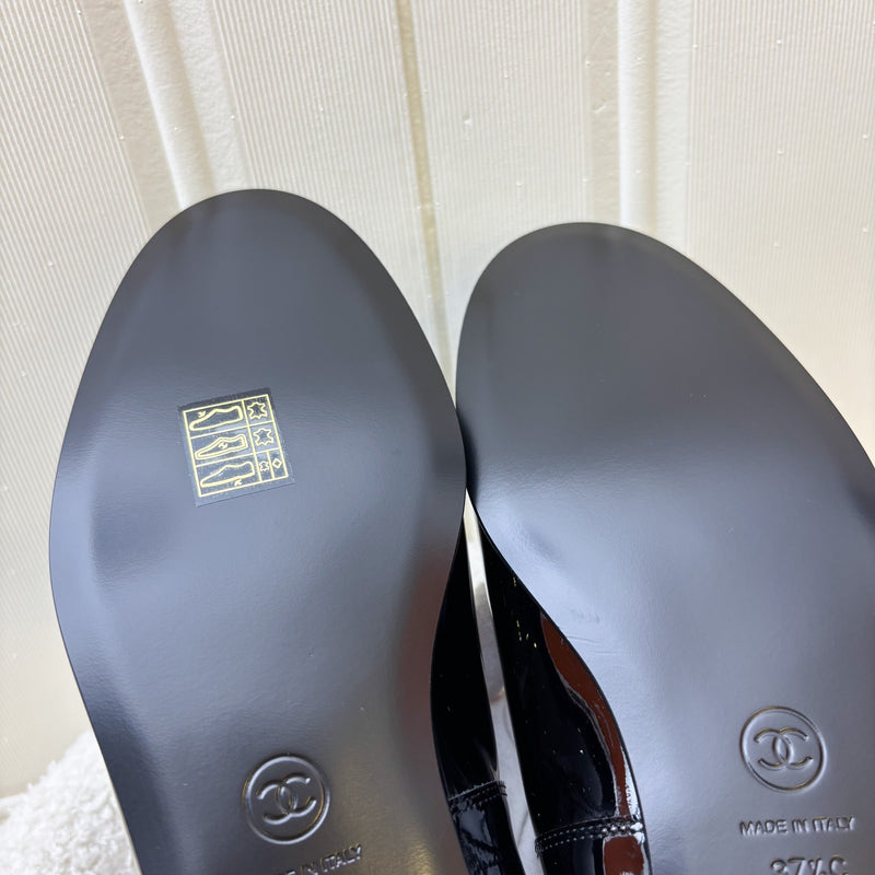 Chanel Mocassins with CC Logo in Black Patent Leather Sz 37.5