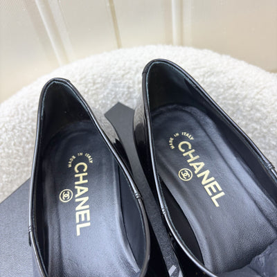 Chanel Mocassins with CC Logo in Black Patent Leather Sz 37.5
