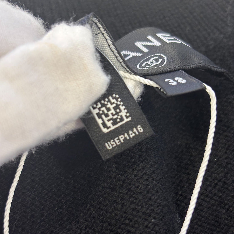 Chanel 25C Zipped Cardigan in Black / White Cashmere Sz 38 (Model: P78345)