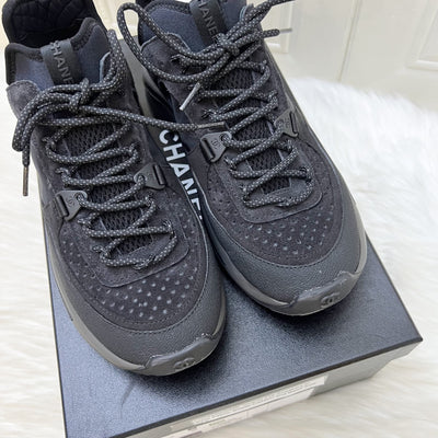 Chanel 23S CC Logo Sneakers in Black Fabric, Suede Calfskin and Mesh Size 37.5