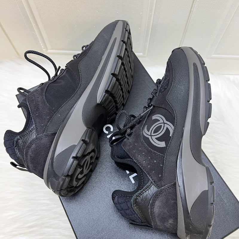 Chanel 23S CC Logo Sneakers in Black Fabric, Suede Calfskin and Mesh Size 37.5