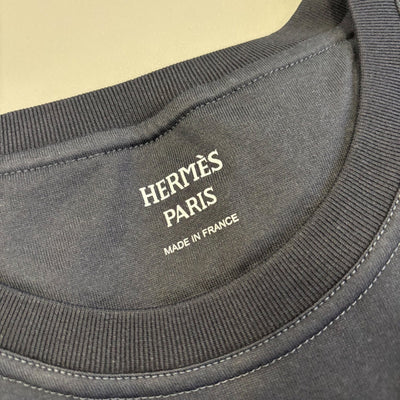 Hermes Droit Cartouche T-shirt in Bleu Noir Cotton