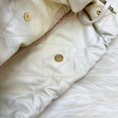 Chanel 22 Medium Hobo Handbag in 23S Pearly Cream Ombre Iridescent Calfskin and AGHW