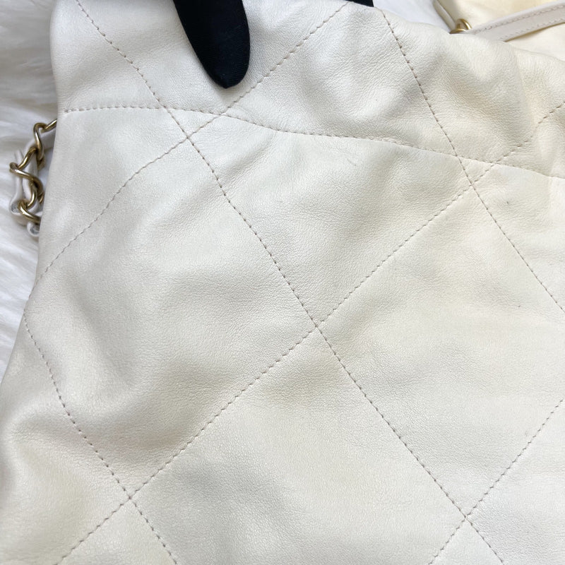 Chanel 22 Medium Hobo Handbag in 23S Pearly Cream Ombre Iridescent Calfskin and AGHW