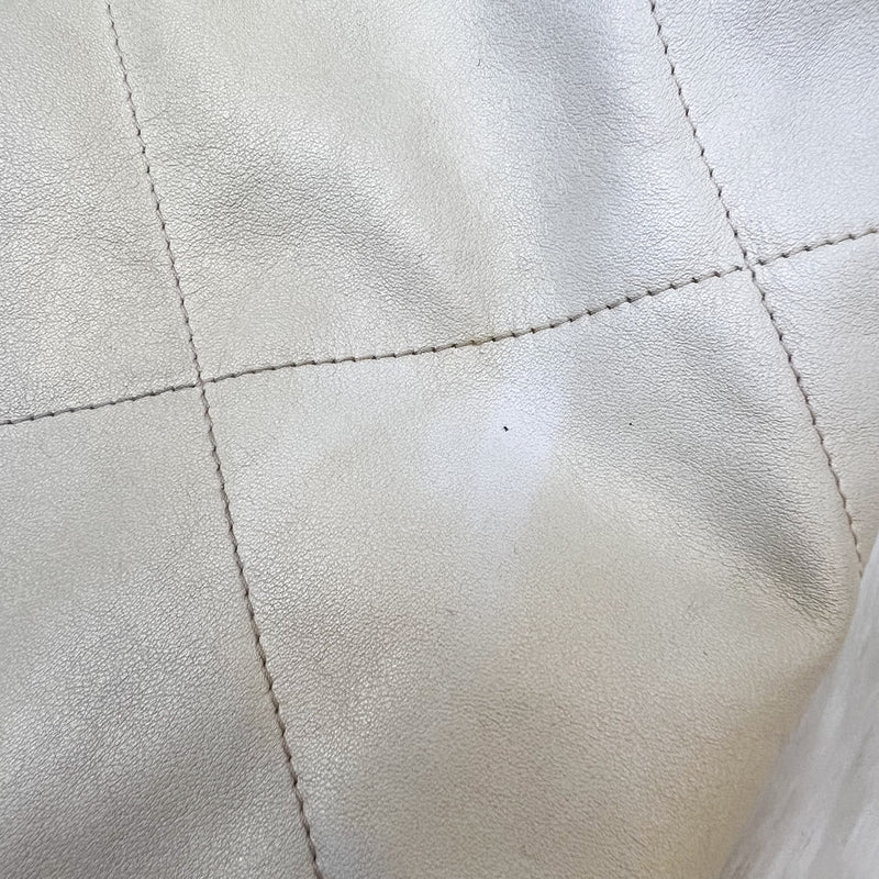 Chanel 22 Medium Hobo Handbag in 23S Pearly Cream Ombre Iridescent Calfskin and AGHW