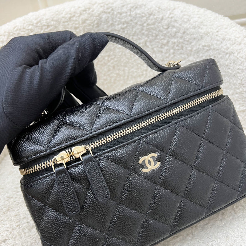 [Brand New Aug 2025] Chanel 25B Vanity / Clutch with Chain (LP Style Bag) in Black Caviar and LGHW (Model: AP4385)