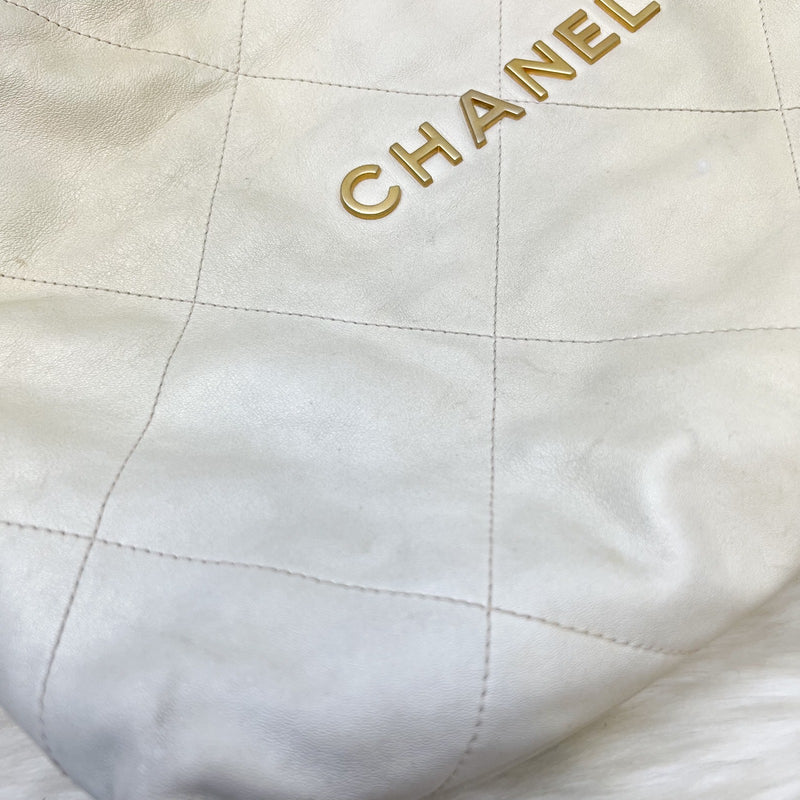 Chanel 22 Medium Hobo Handbag in 23S Pearly Cream Ombre Iridescent Calfskin and AGHW