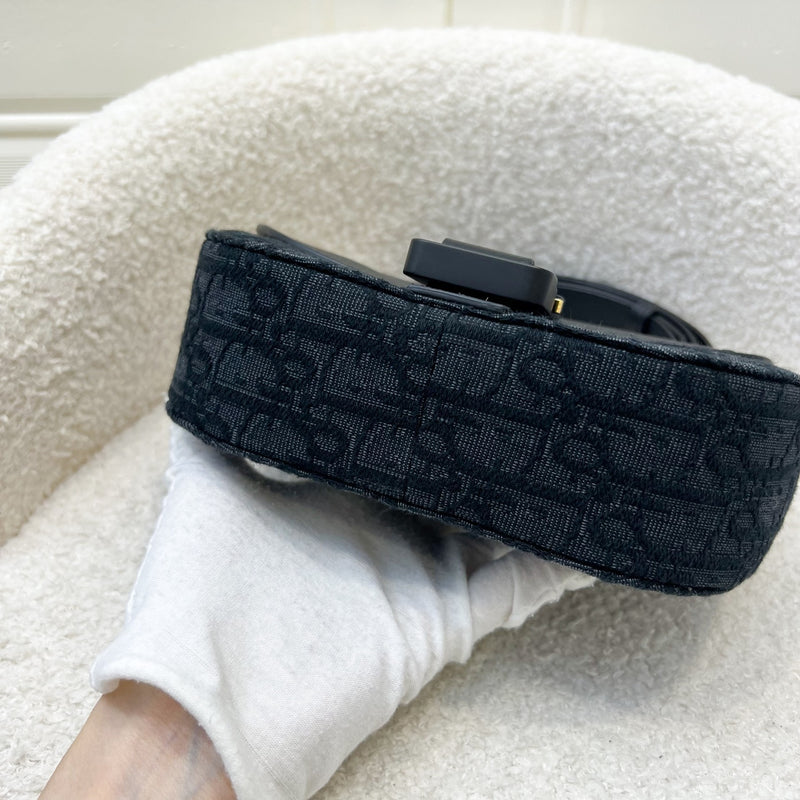 Dior Saddle Pouch with Strap in Black Dior Oblique Jacquard and Grained Calfskin