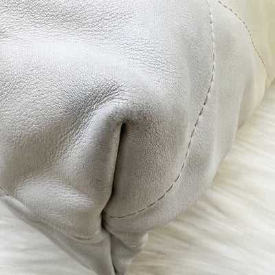 Chanel 22 Medium Hobo Handbag in 23S Pearly Cream Ombre Iridescent Calfskin and AGHW