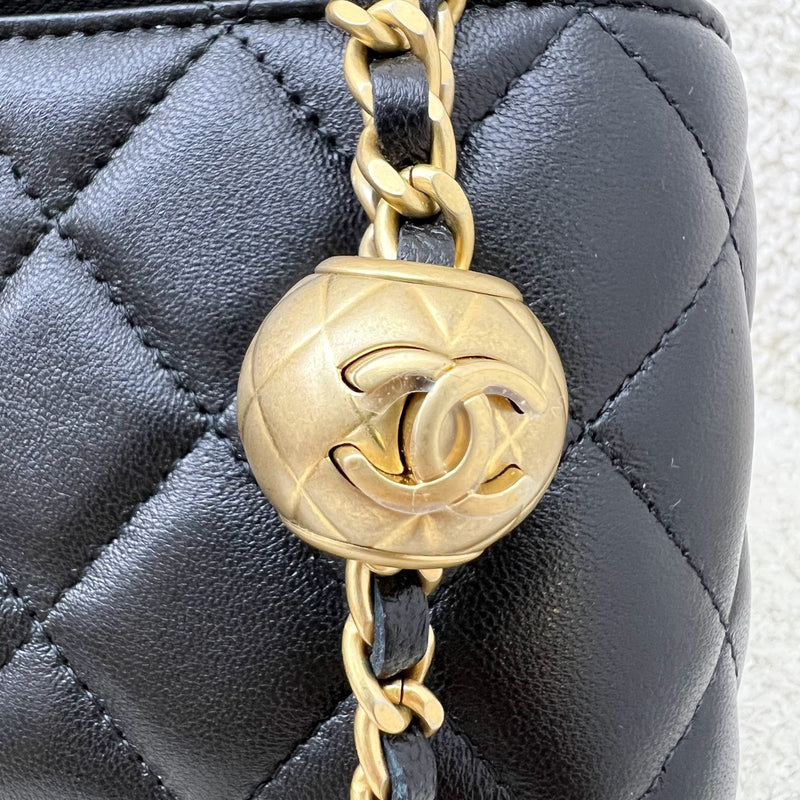 Chanel Pearl Crush Small Vanity in 24K Black Lambskin and AGHW (Model: AP2303)