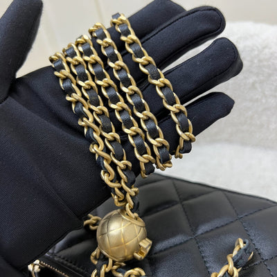 Chanel Pearl Crush Small Vanity in 24K Black Lambskin and AGHW (Model: AP2303)