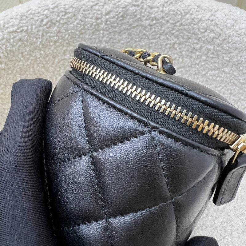 Chanel Pearl Crush Small Vanity in 24K Black Lambskin and AGHW (Model: AP2303)