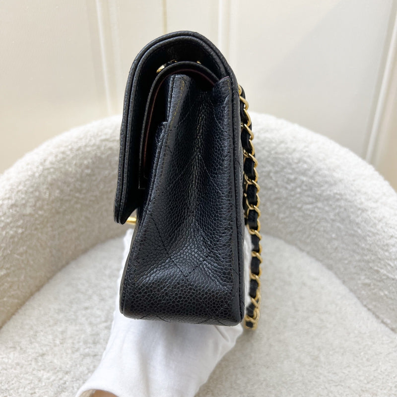 Chanel Medium Classic Flap CF in Black Caviar and GHW