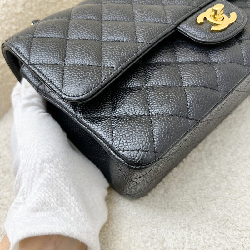 Chanel Medium Classic Flap CF in Black Caviar and GHW