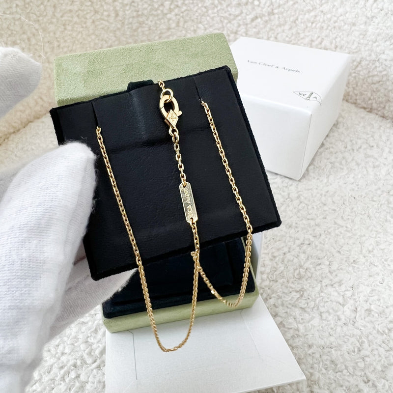 Van Cleef & Arpels VCA Vintage Alhambra Pendant Necklace in Hammered 18K Yellow Gold