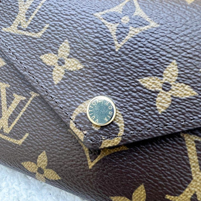 LV Victorine Wallet in Monogram Canvas and GHW