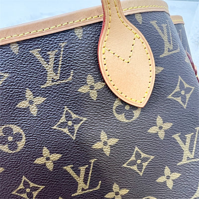 LV Neverfull MM in Monogram Canvas GHW