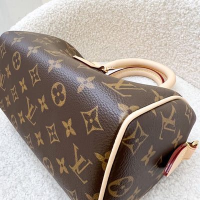 LV Speedy Bandouliere 20 in Monogram Canvas and Pink / Orange Patterned Strap