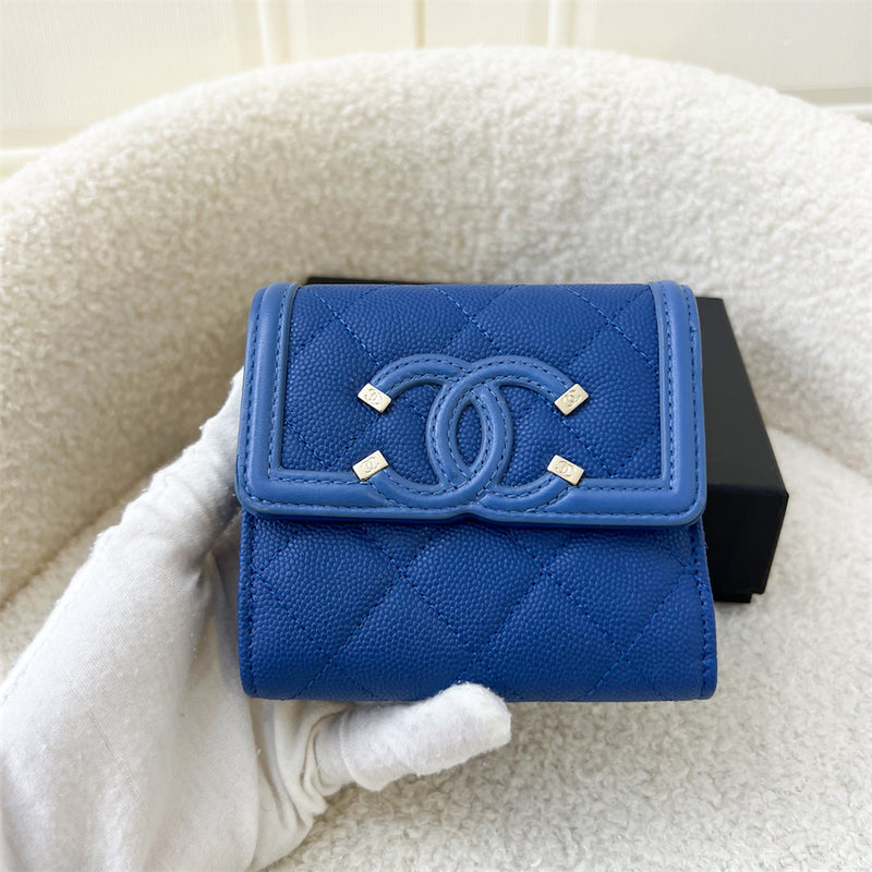 Chanel Filigree Trifold Compact Wallet in Blue Caviar SHW