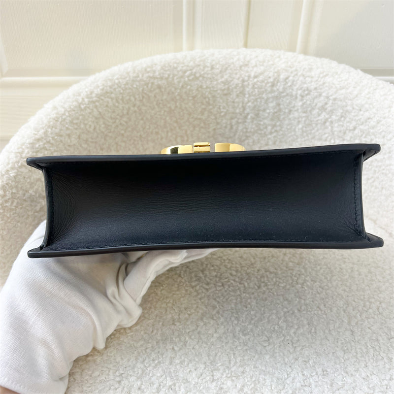 Dior 30 Montaigne East West Bag in Black Calfskin GHW