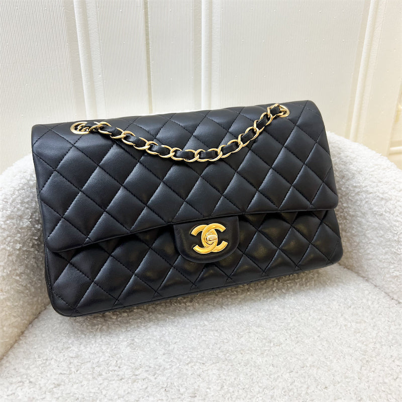 Chanel Medium Classic Flap CF in Black Lambskin and GHW