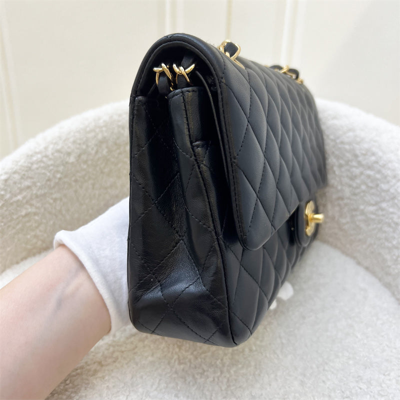 Chanel Medium Classic Flap CF in Black Lambskin and GHW