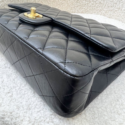 Chanel Medium Classic Flap CF in Black Lambskin and GHW