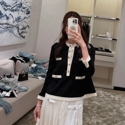Chanel 25A Pullover / Sweater in Black and Ecru Mixed Fibers - Viscose and Polyamide - Sz 40 (Model: P80014)