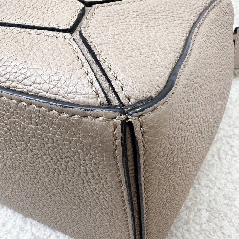 Loewe Small Puzzle Bag in Beige Grained Calfskin and GHW