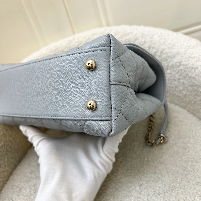 Chanel Small 24cm Coco Handle Flap Bag in 24P Light Grey Caviar and LGHW (A92990)