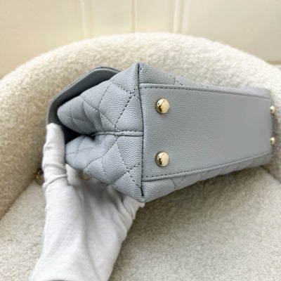 Chanel Small 24cm Coco Handle Flap Bag in 24P Light Grey Caviar and LGHW (A92990)