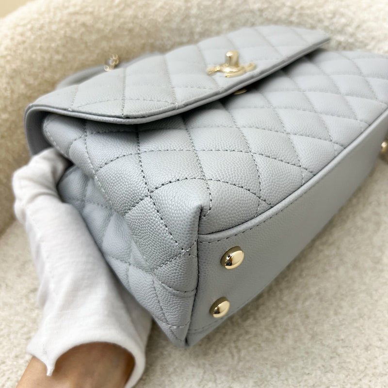 Chanel Small 24cm Coco Handle Flap Bag in 24P Light Grey Caviar and LGHW (A92990)