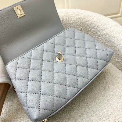 Chanel Small 24cm Coco Handle Flap Bag in 24P Light Grey Caviar and LGHW (A92990)