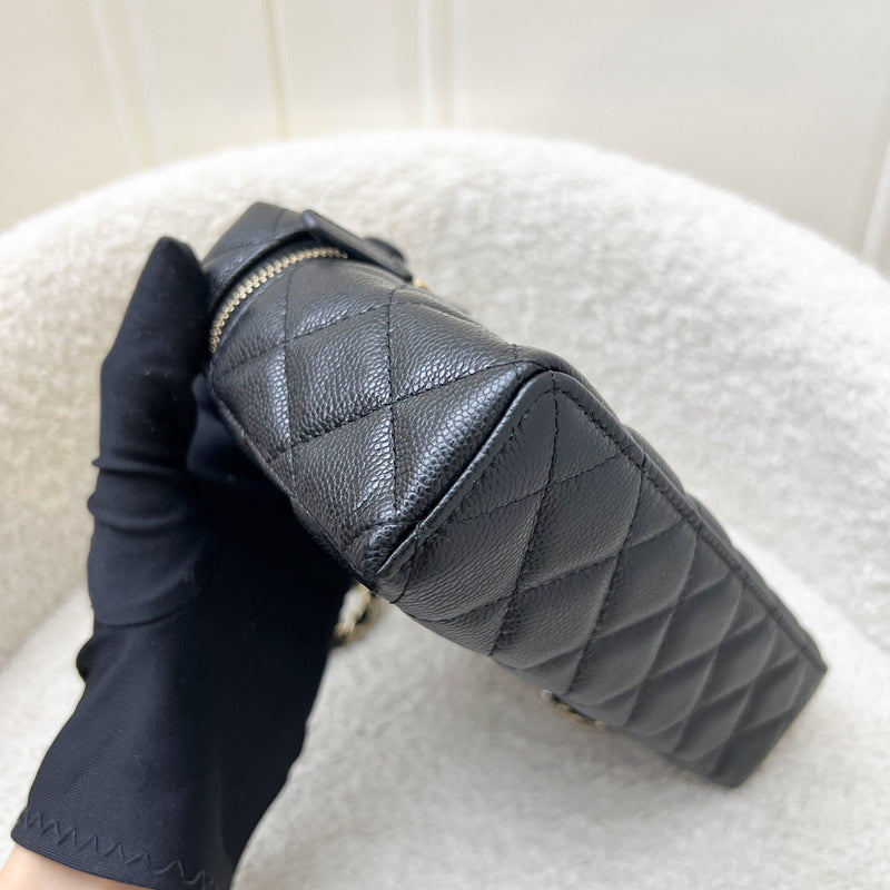 [Like New - Local Set - Jan 2025] Chanel 25C Vanity / Clutch with Chain (LP Style Bag) in Black Caviar and LGHW (Model: AP4385)