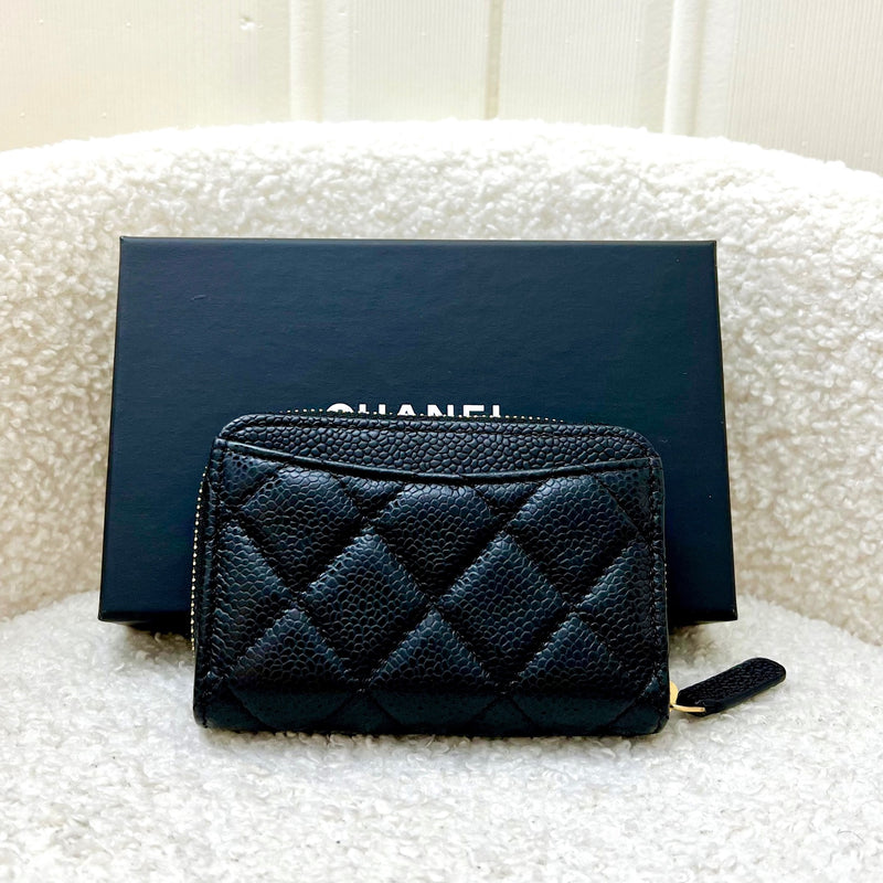 Chanel Classic Zippy Card Holder in Black Caviar and GHW