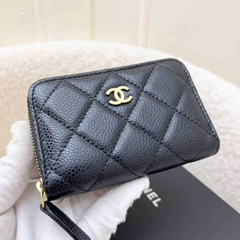 Chanel Classic Zippy Card Holder in Black Caviar and GHW