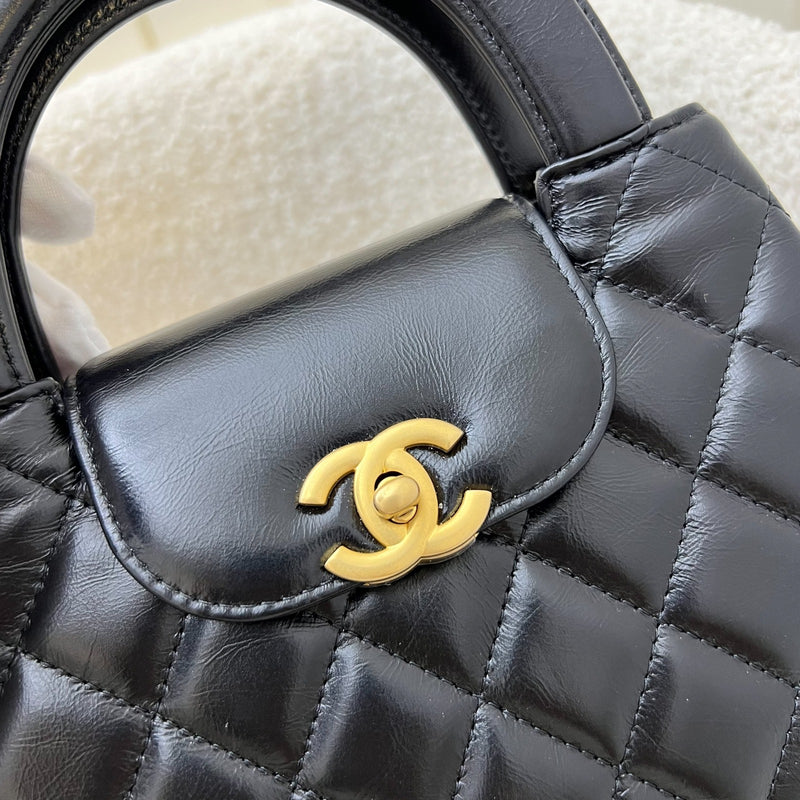 Chanel Mini / Small Kelly Bag in 25C Black Shiny Distressed Calfskin and AGHW (Model: AS4416)