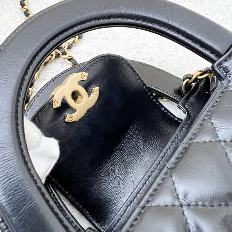Chanel Mini / Small Kelly Bag in 25C Black Shiny Distressed Calfskin and AGHW (Model: AS4416)