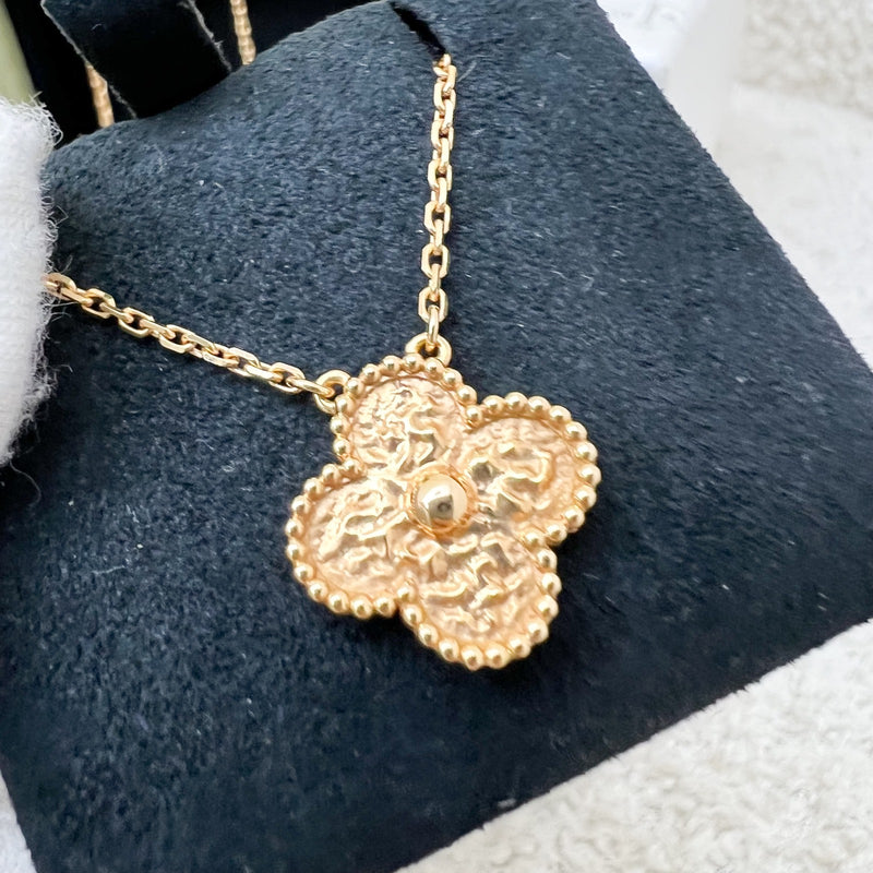 Van Cleef & Arpels VCA Vintage Alhambra Pendant Necklace in Hammered 18K Rose Gold (Extended) (Ref: VCARN9ZS00)