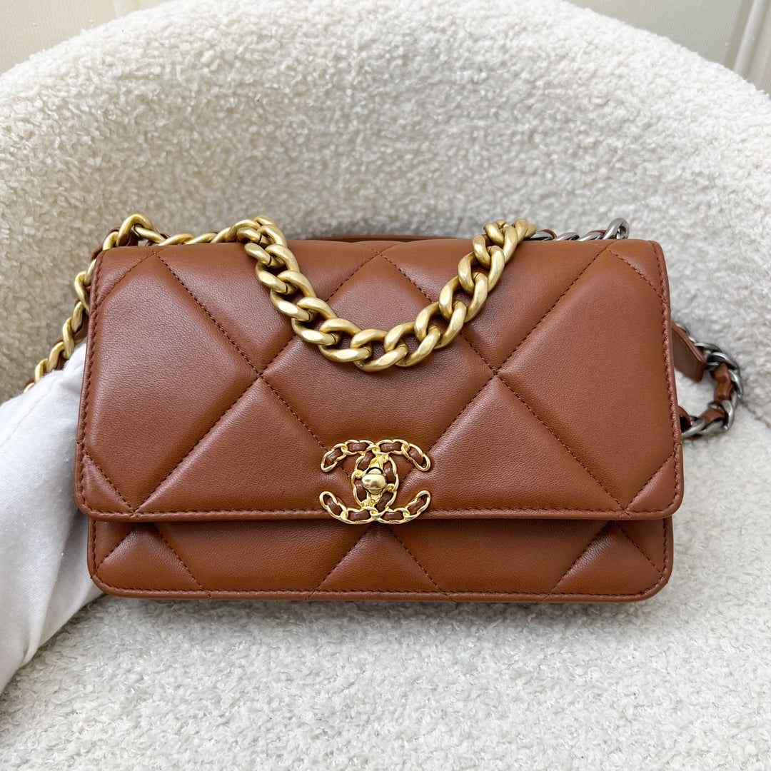 Chanel 19 Wallet on Chain WOC in 23A Cognac Brown Lambskin and 3