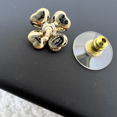 Chanel 25B Stud Earrings in Metal, Glass Pearls and Diamantés Gold, Pearly White and Crystal (Model: ABG272)