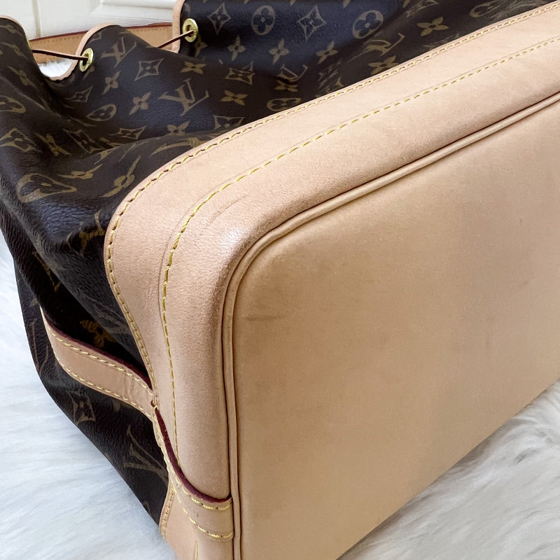 LV Noe Bucket Bag in Monogram Canvas and GHW