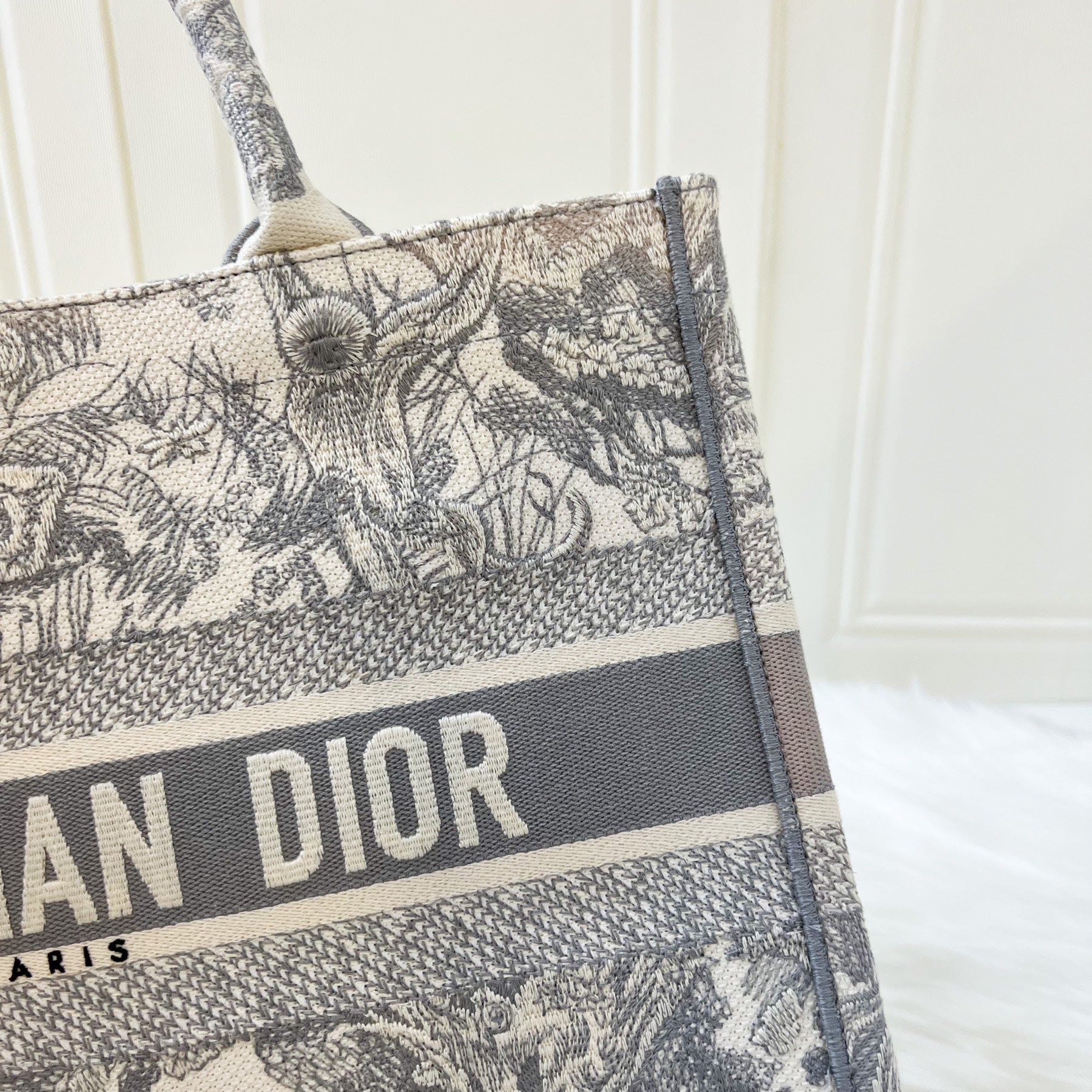 Dior Book Tote Medium Grey Toile De Jouy Reverse Embroidery - Kaialux