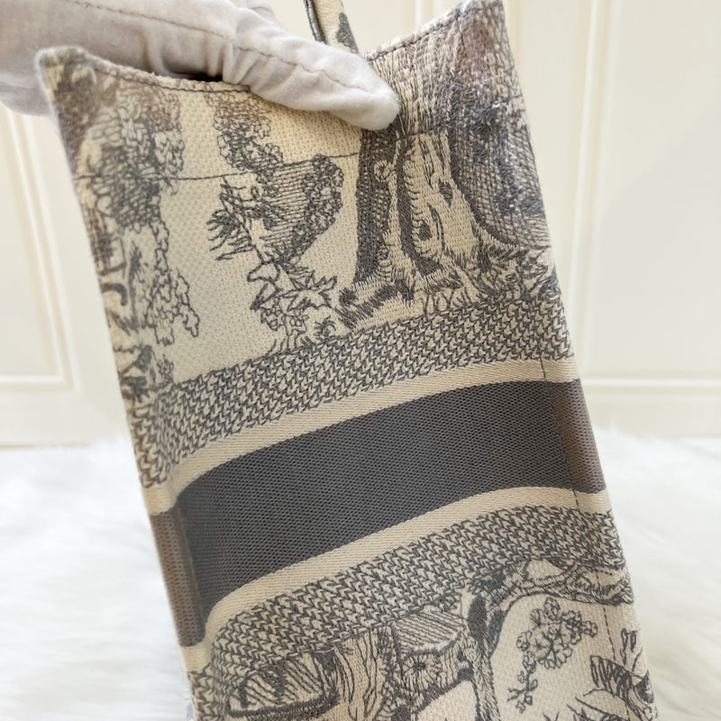 Dior Medium Book Tote in Grey Toile De Jouy Canvas