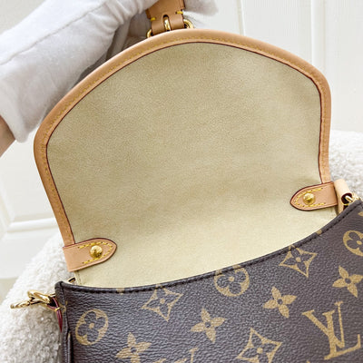 LV Saumur BB in Monogram Canvas and GHW (Model: M46740)