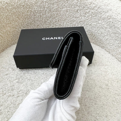 Chanel 24K Snap Card Holder in Black Caviar LGHW (Model: AP4254)