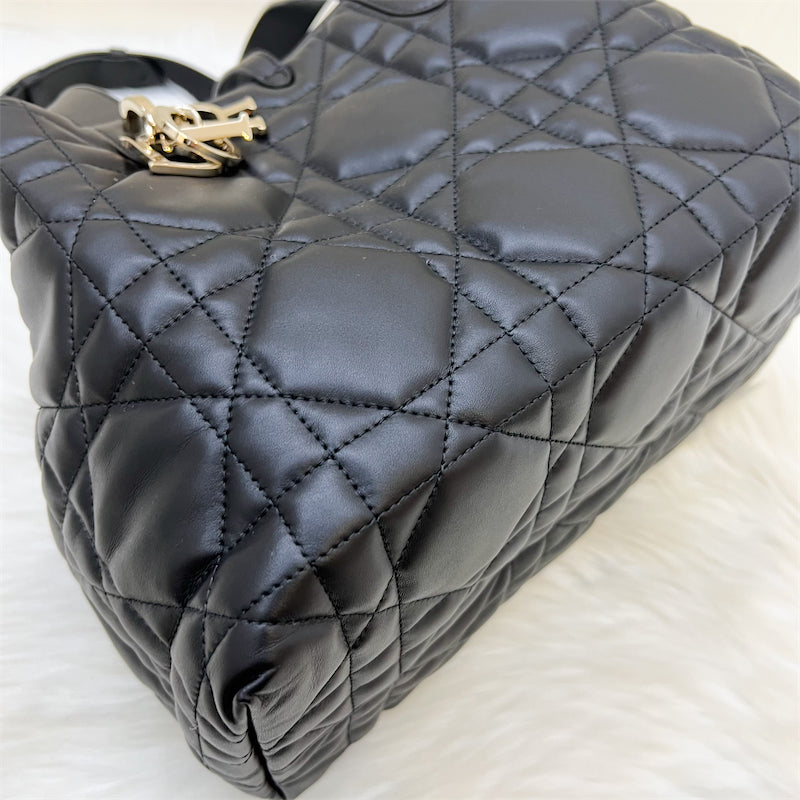 Medium Dior Toujours Bag Black Macrocannage Calfskin