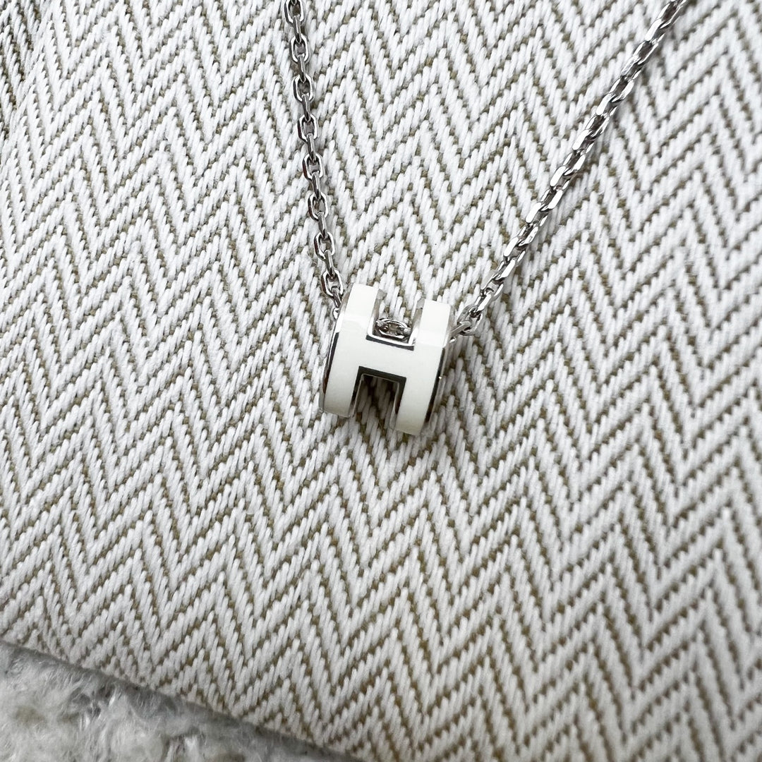 Hermes Mini Pop H Pendant in Blanc (White) Enamel and PHW – Brands