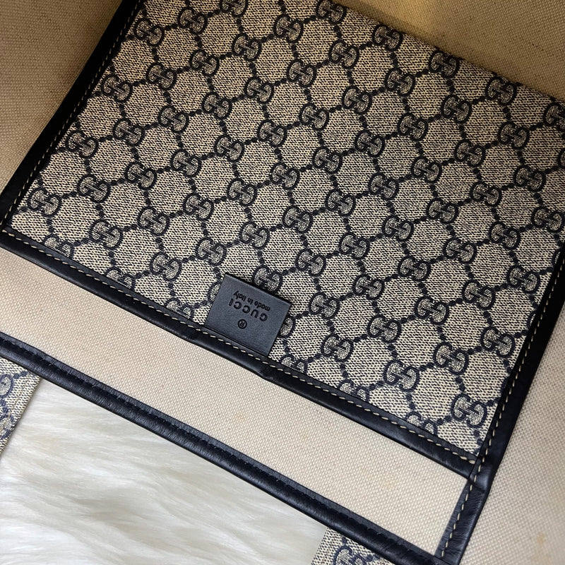 Gucci GG Supreme Tote in Navy Coated Canvas and SHW